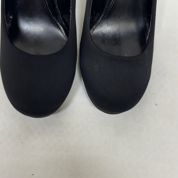 a.n.a Classic Black Heels - Picture 3 of 9